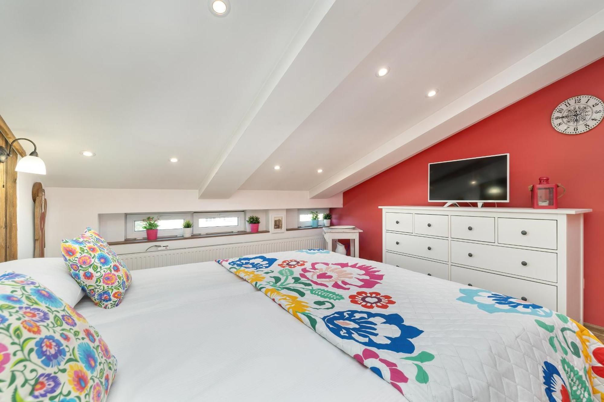 Slowacki Avenue Family Apartments Cracow By Noclegi Renters Krasków Eksteriør bilde